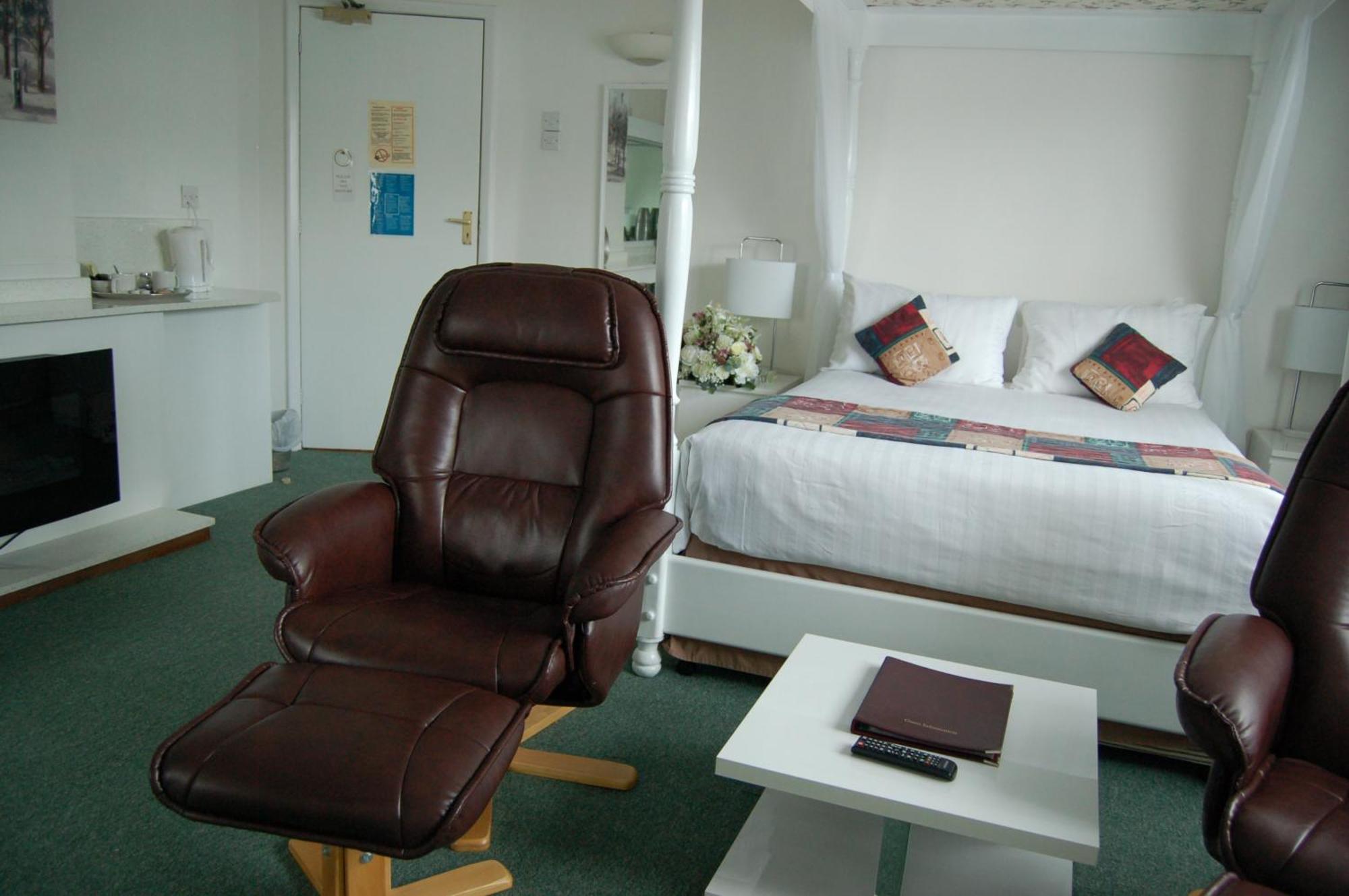 The Wight Hotel Сандаун Стая снимка