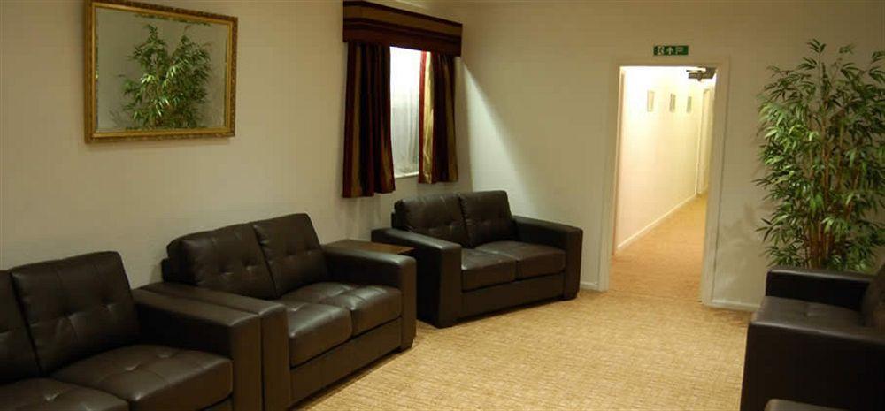 The Wight Hotel Сандаун Екстериор снимка